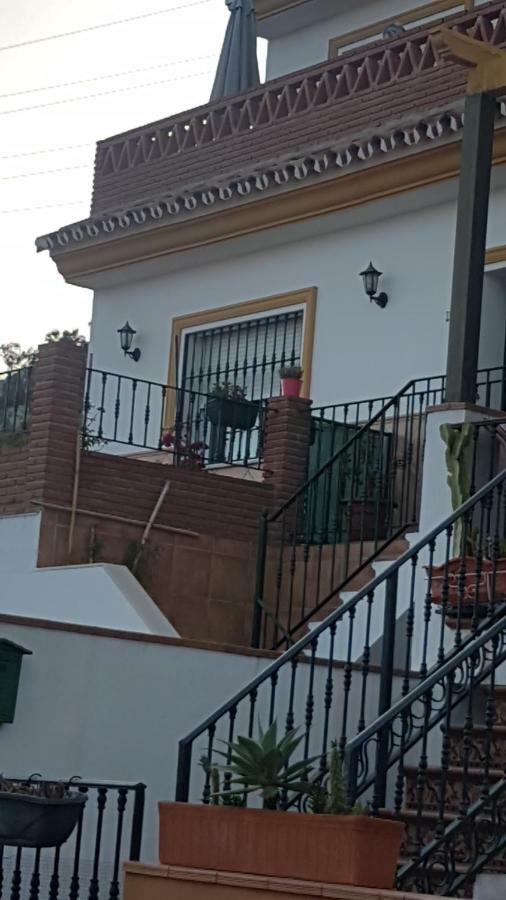 Excelente Habitacion En Bonita Y Tranquila Casa En Benalmadena Pueblo Apartment Luaran gambar